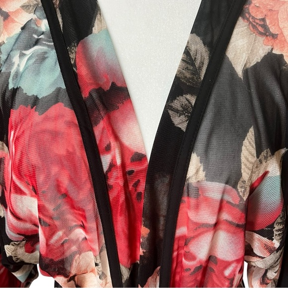MONTEAU Size Small Black Red Floral Roses Sheer Kimono Boho Robe - Picture 4 of 6